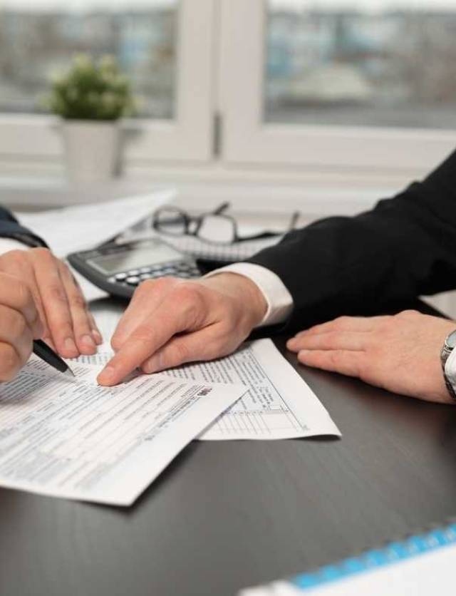 contratto-di-mandato-con-e-senza-rappresentanza
